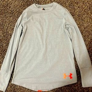 Long sleeve athletic top